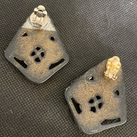 Vintage 80’s Acrylic gold tone & Black onyx stones Clip-on earrings - Picture 3 of 7